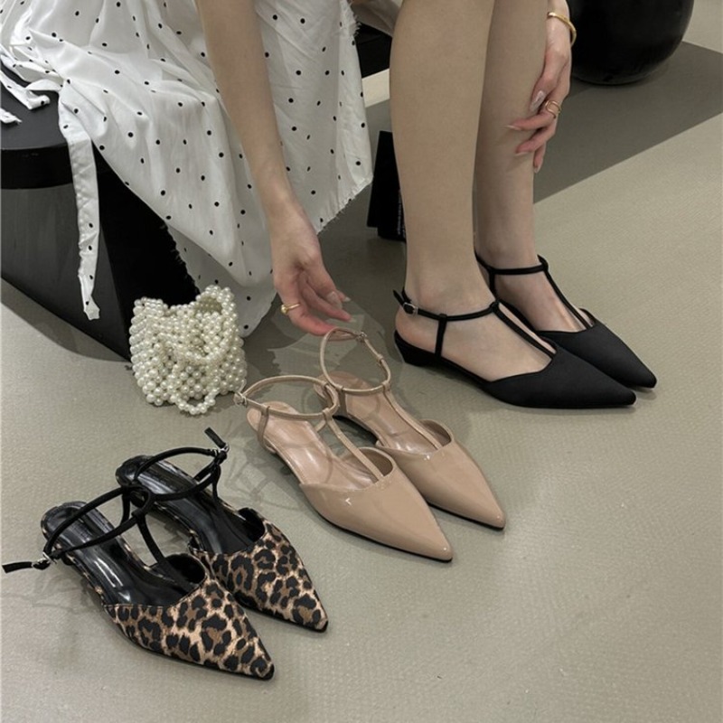 Women Shoes Sandals - Womens Pointed Toe T-Strap Kitten Heels